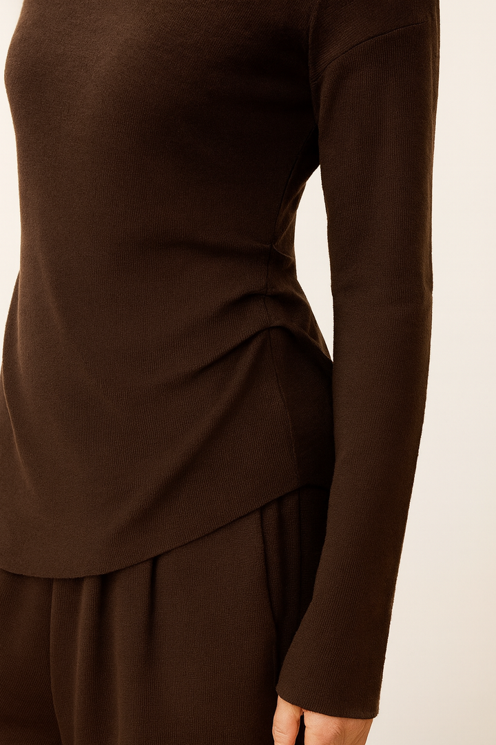 Elegant Boatneck Top